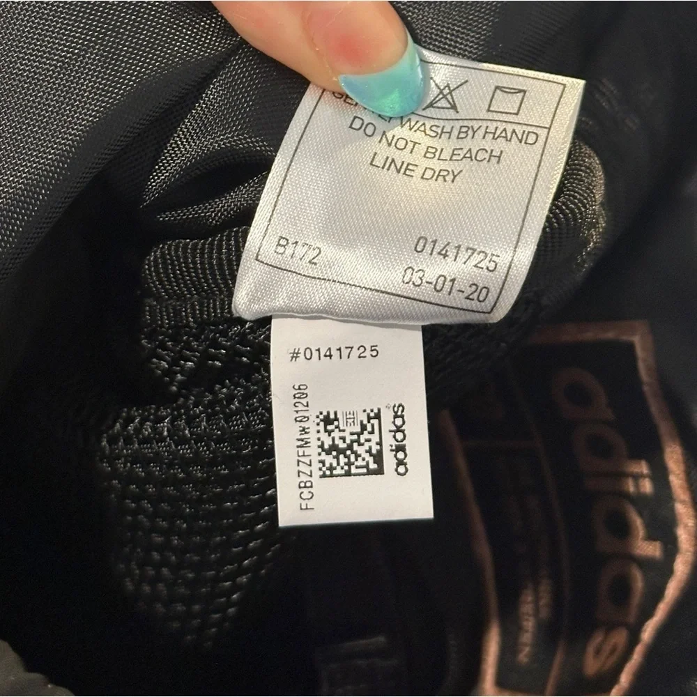 ADIDAS WOMEN’S BLACK FAUX LEATHER ROSE GOLD SMALL FESTIVAL DRAWSTRING BACKPACK - Picture 8 of 8